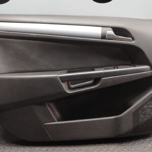Обшивка двери передняя левая Opel Astra/H 2004-2014