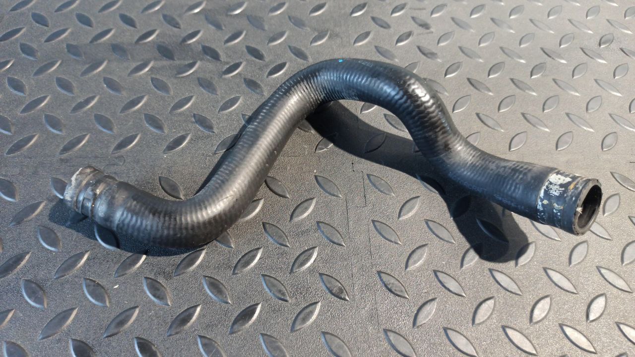 Патрубок ОЖ Ford Focus 1998-2007