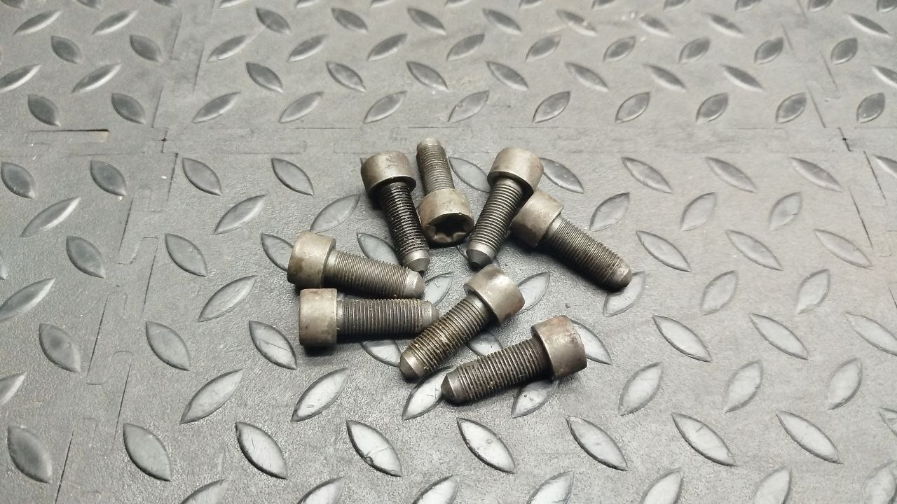 Болт маховика Mercedes C/W202 1993-2001