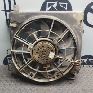 Вентилятор радиатора кондиционера Opel Astra/H 2004-2014