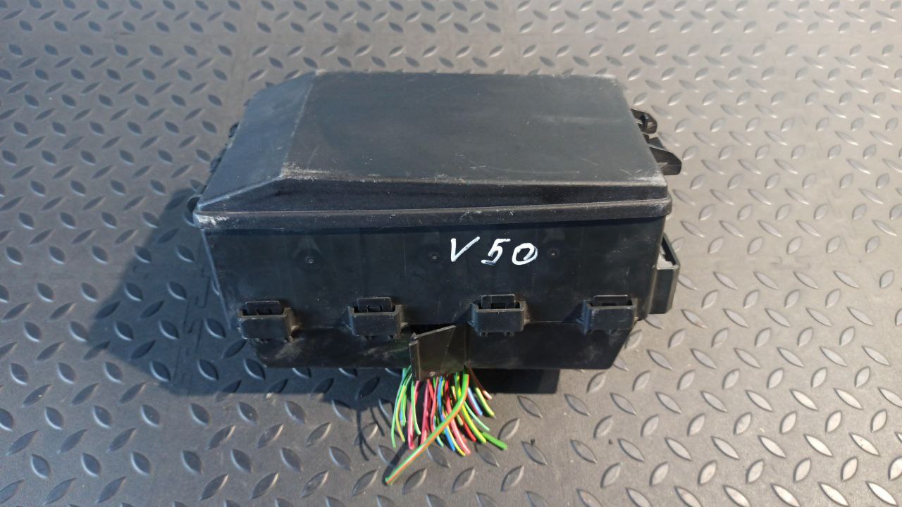 Блок предохранителей Ford Focus 1998-2007