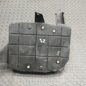 Кронштейн блока управления двигателем Ford Focus/2 2004-2011