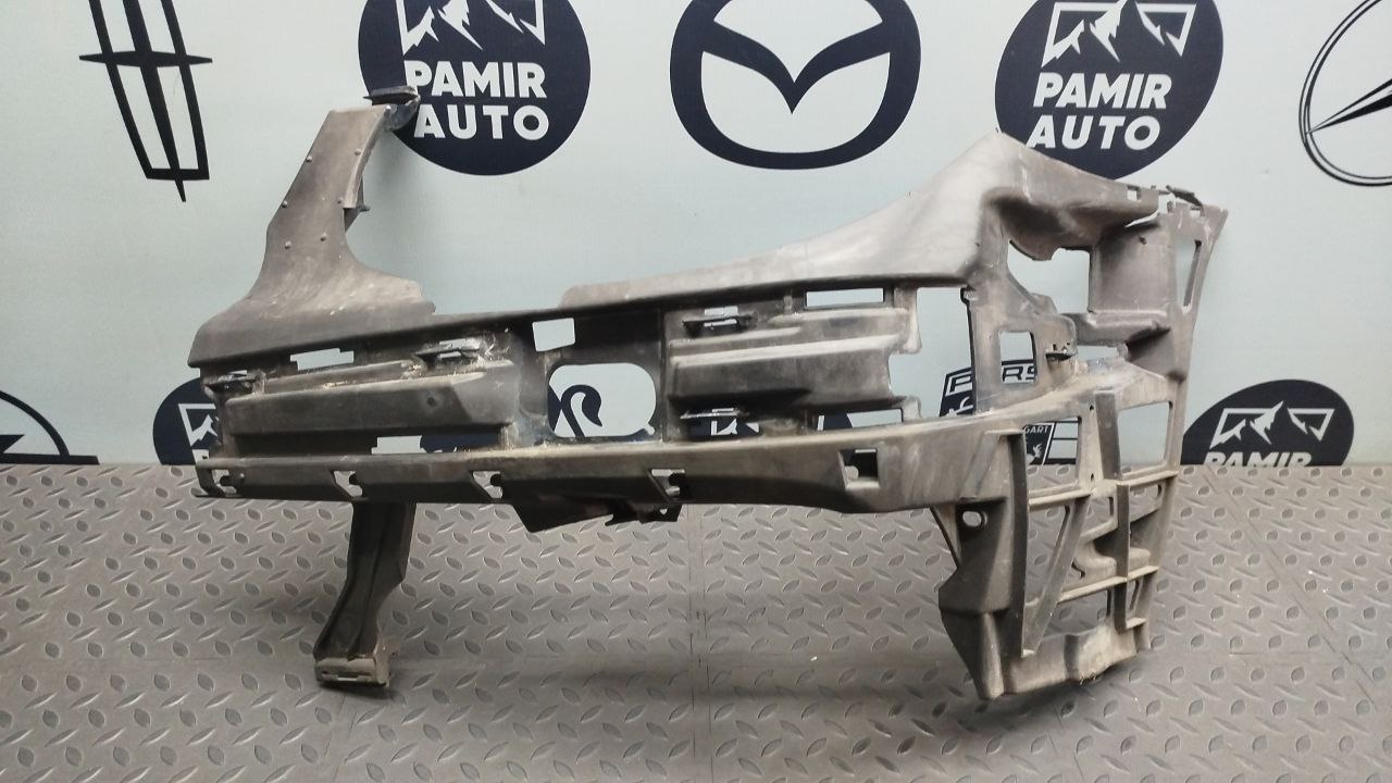 Кронштейн бампера передний левый Mercedes E/W211 2002-2009