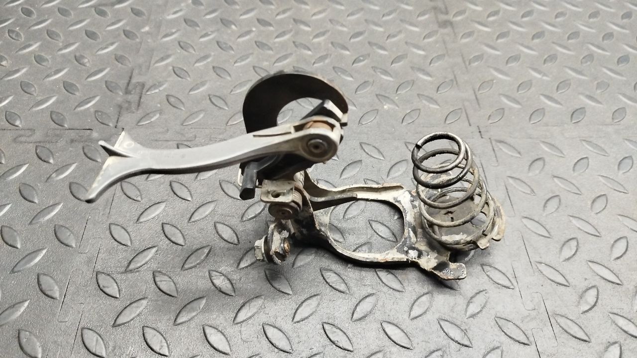 Замок капота Mercedes C/W202 1993-2001