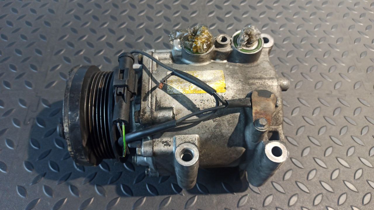 Компрессор кондиционера Ford Focus 1998-2007