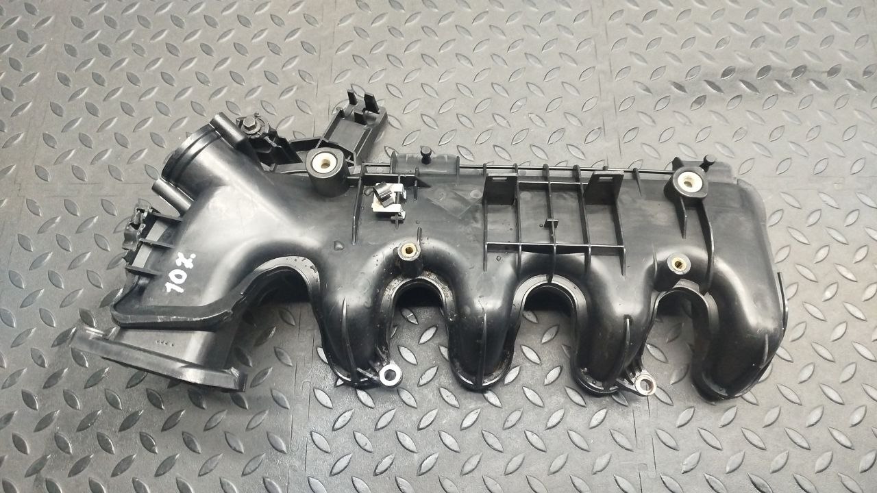 Коллектор впускной Ford Focus/2 2004-2011