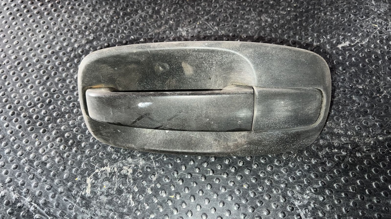 Ручка двери сдвижной правая Opel Vivaro/A 2001-2014