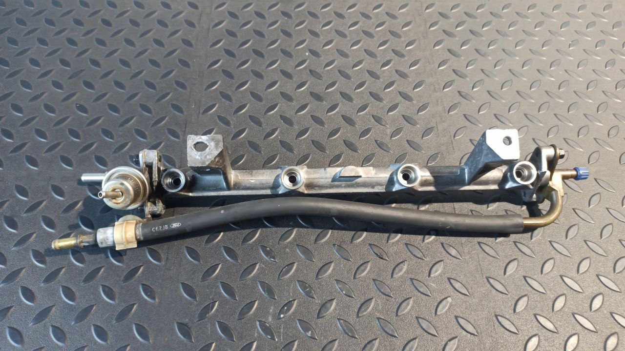 Рампа топливная Ford Focus 1998-2007