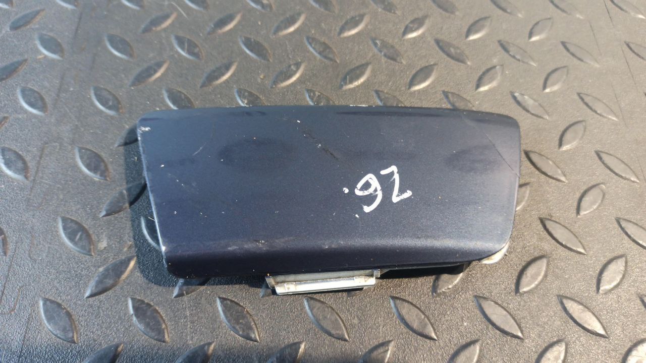 Крышка буксировочного крюка Opel Zafira/B 2005-2014