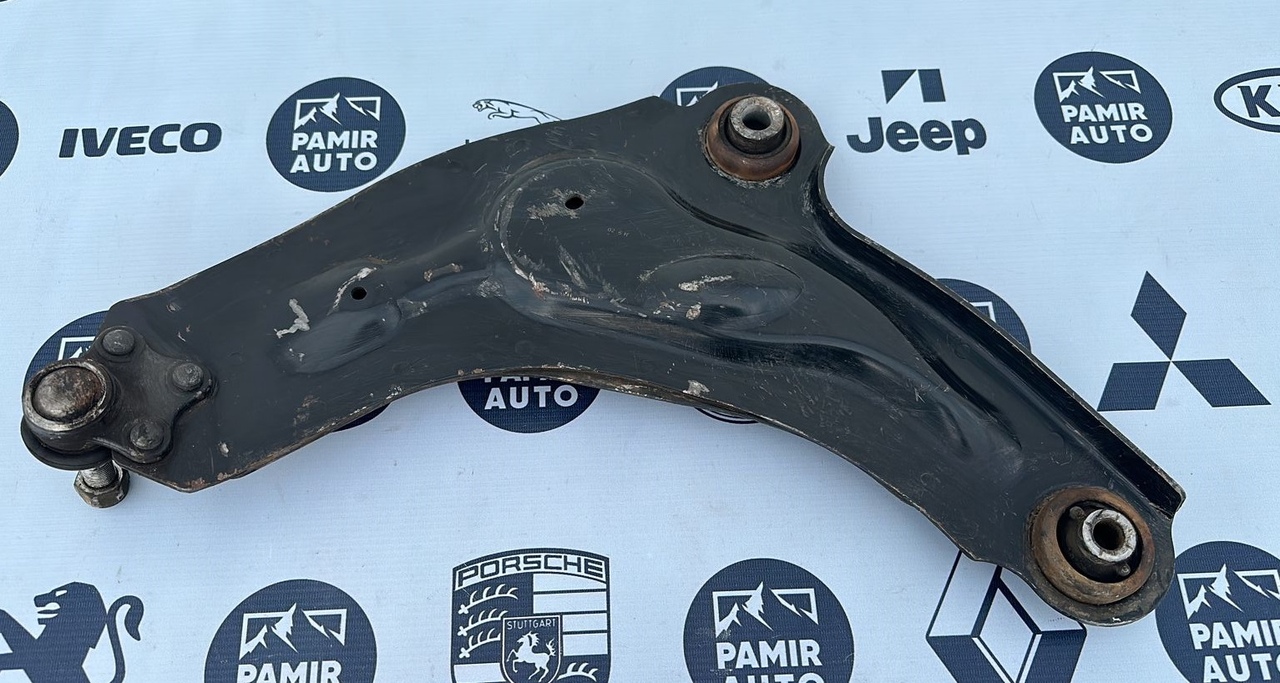 Рычаг передний левый Opel Vivaro/A 2001-2014