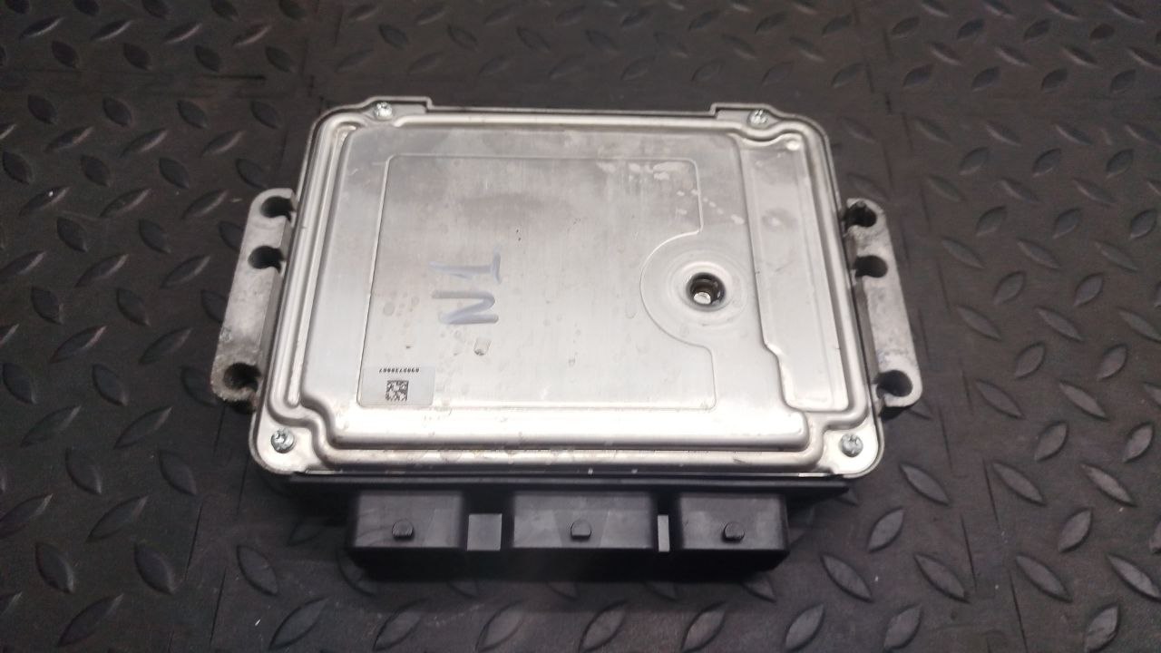 Блок управления двигателем Ford Focus/2 2004-2011