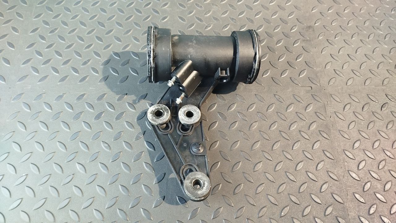 Патрубок интеркулера Mercedes C/W203 2000-2008