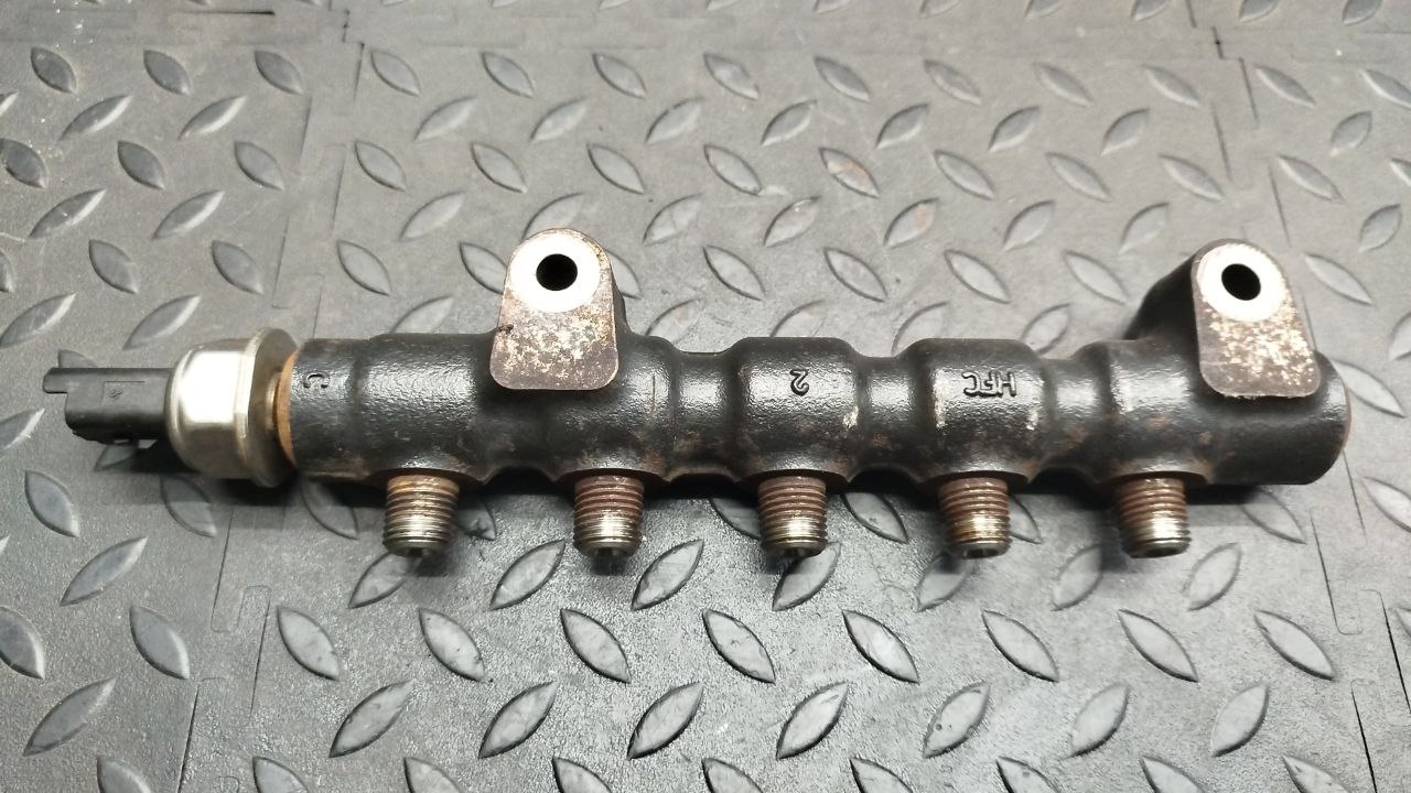 Рампа топливная Ford Focus/2 2004-2011