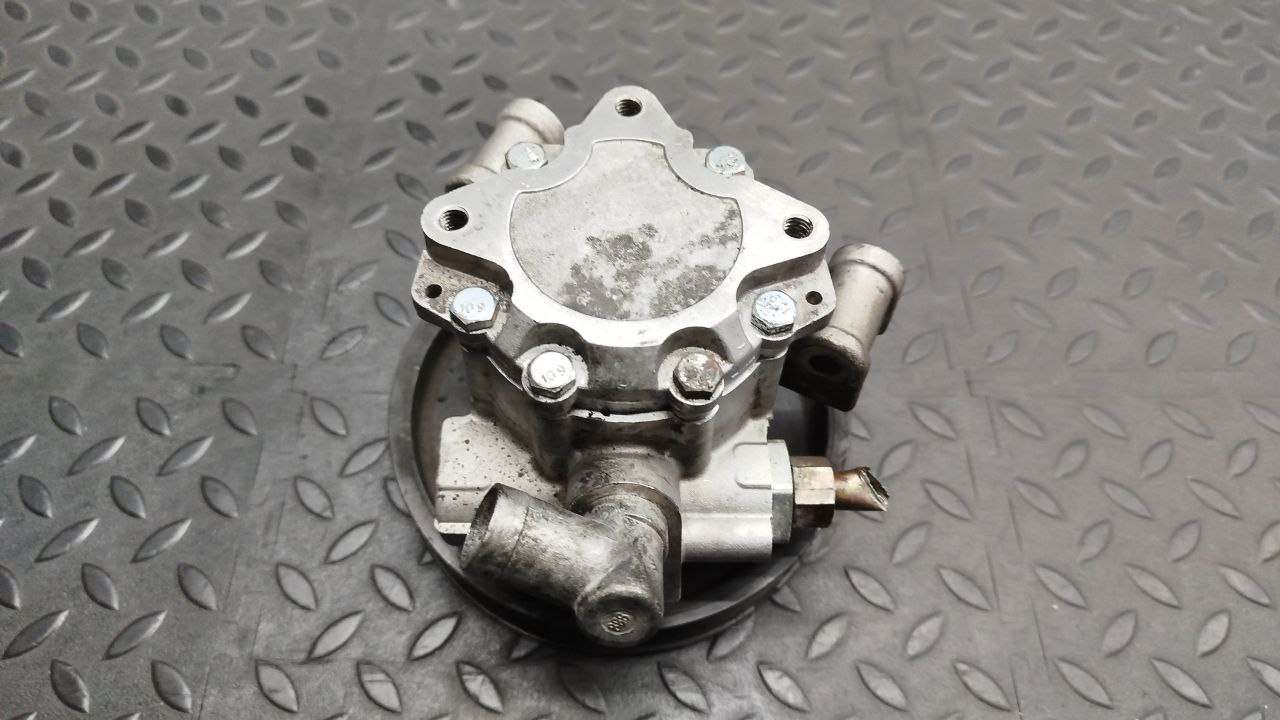 Насос ГУР Mercedes C/W203 2000-2008