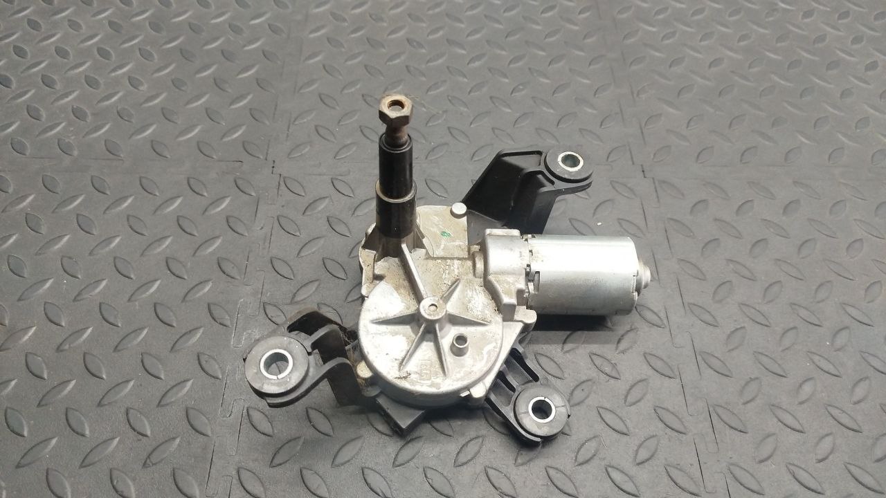 Моторчик стеклоочистителя задний Opel Astra/H 2004-2014