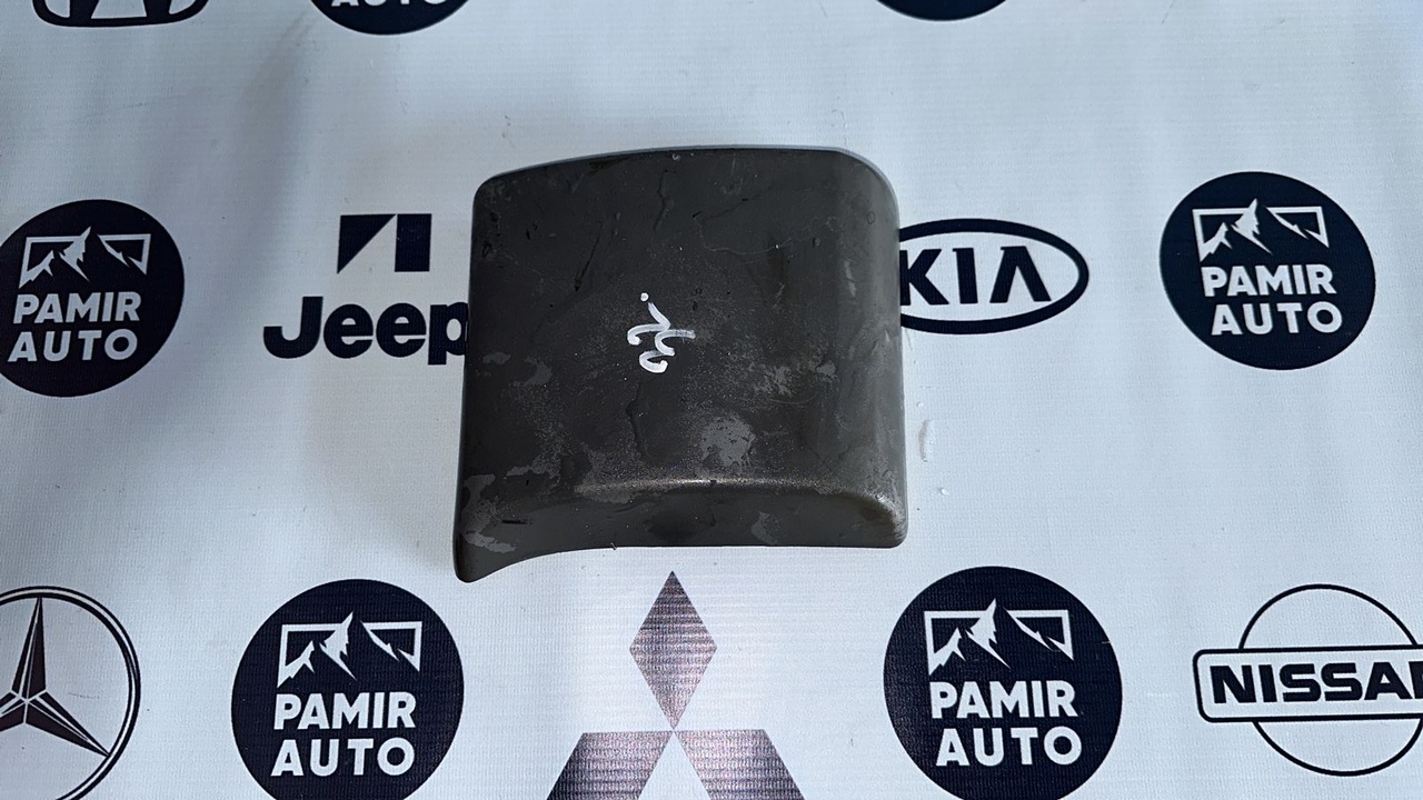 Накладка стойки правая Opel Vivaro/A 2001-2014