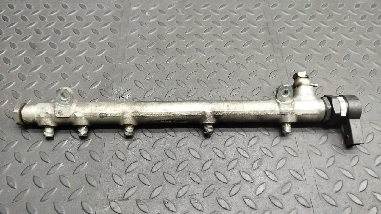 Рампа топливная Mercedes C/W203 2000-2008