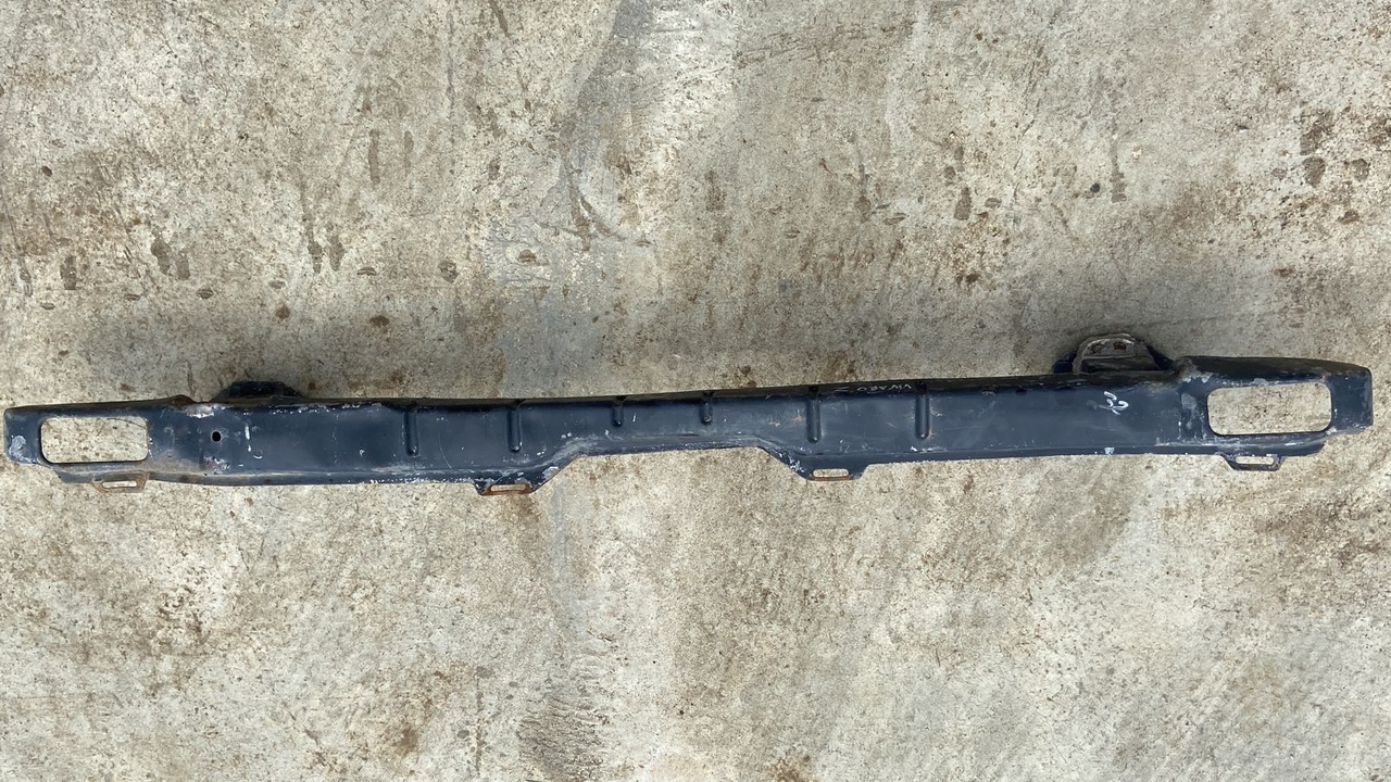 Усилитель бампера задний Opel Vivaro/A 2001-2014