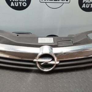 Решетка радиатора Opel Astra/H 2004-2014