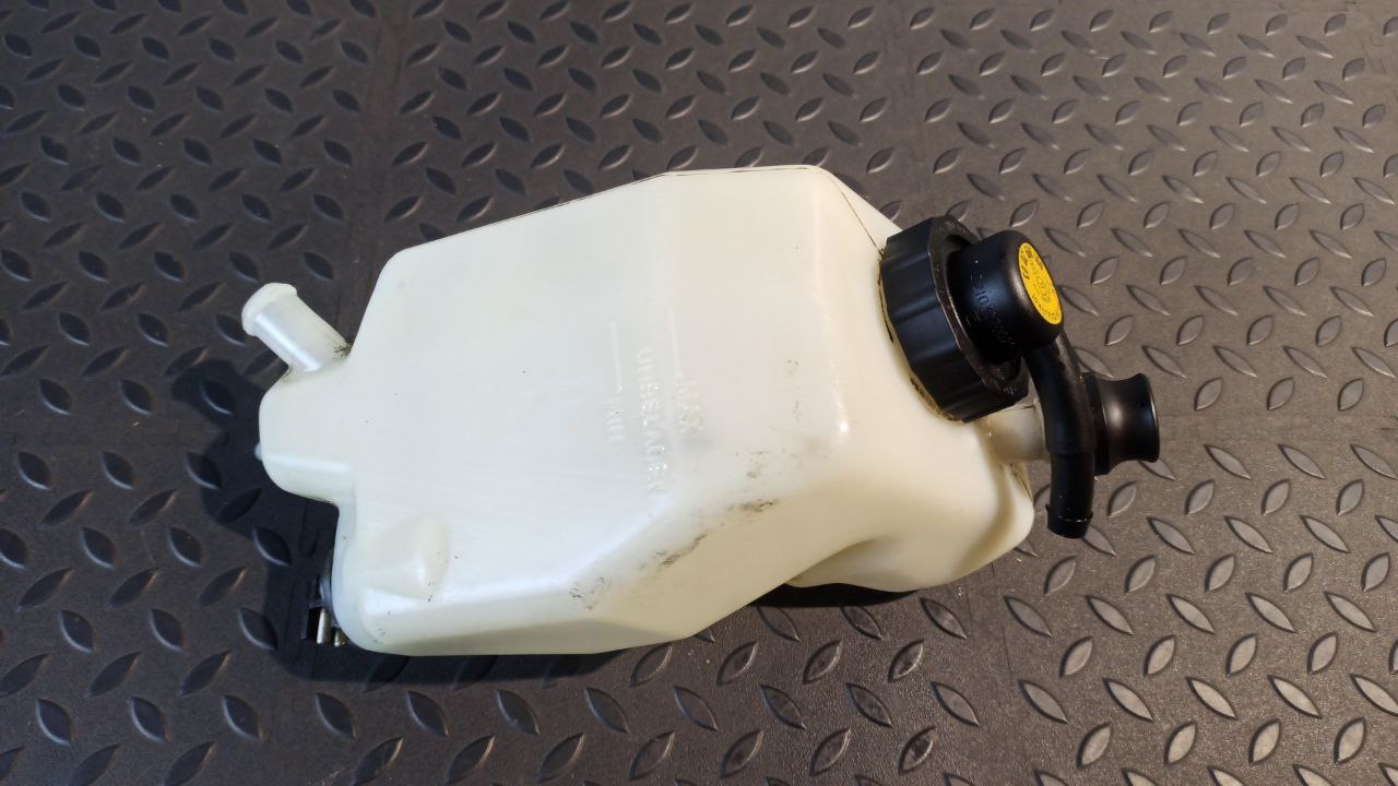 Бачок ГУР Mercedes E/W210 1995-2003