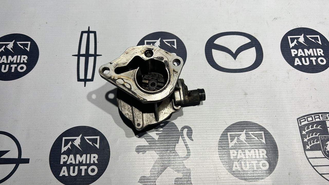 Насос вакуумный Opel Vivaro/A 2001-2014