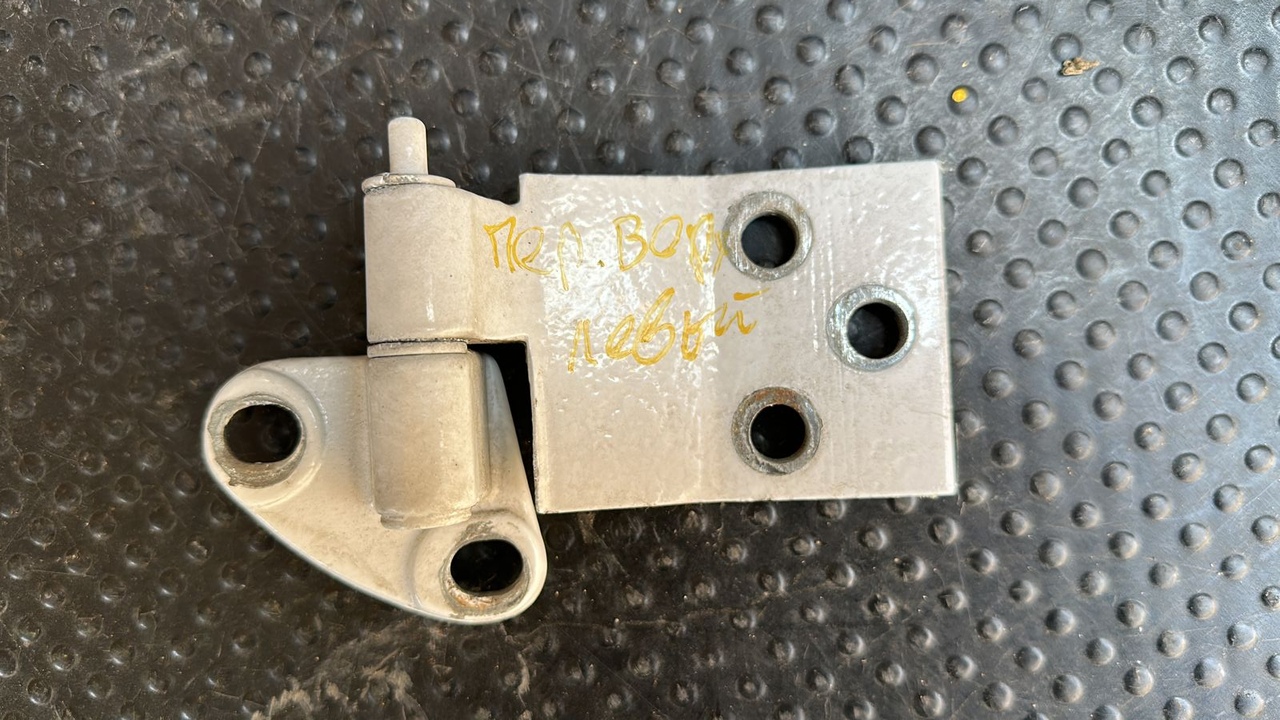 Петля двери передняя левая верхняя Mercedes Vito/W638 1996-2003