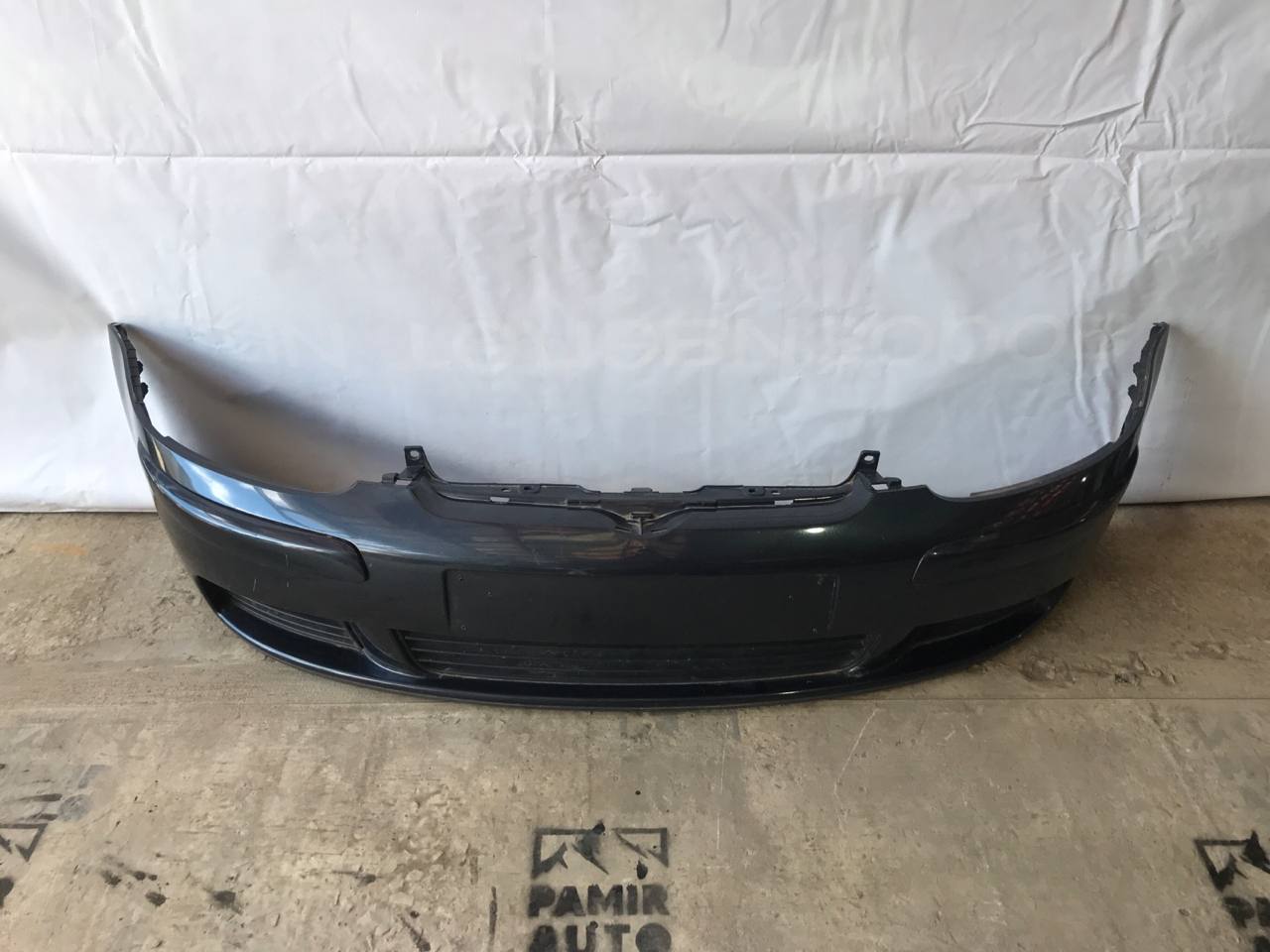 Бампер передний Volkswagen Golf/5 2003-2009