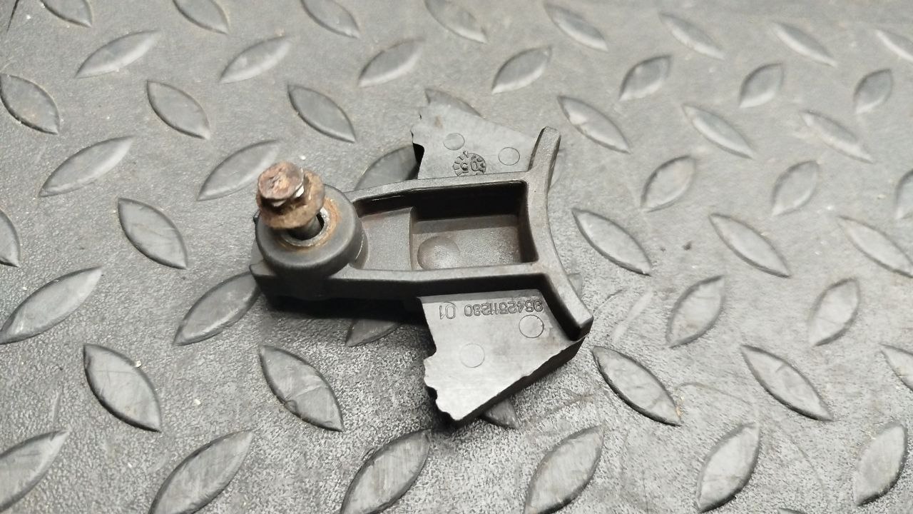 Направляющая ремня ГРМ Ford Focus/2 2004-2011