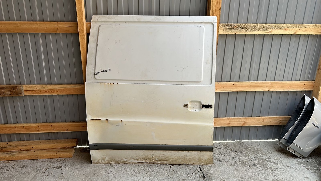 Дверь сдвижная правая Mercedes Vito/W638 1996-2003