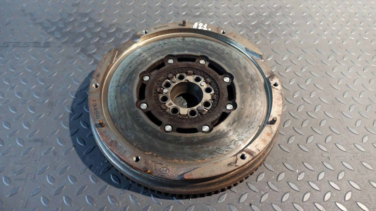 Маховик Toyota Avensis/2 2003-2009