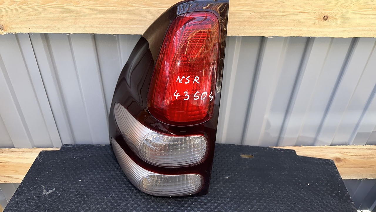 Фонарь задний левый Toyota Land Cruiser Prado/120 2002-2009