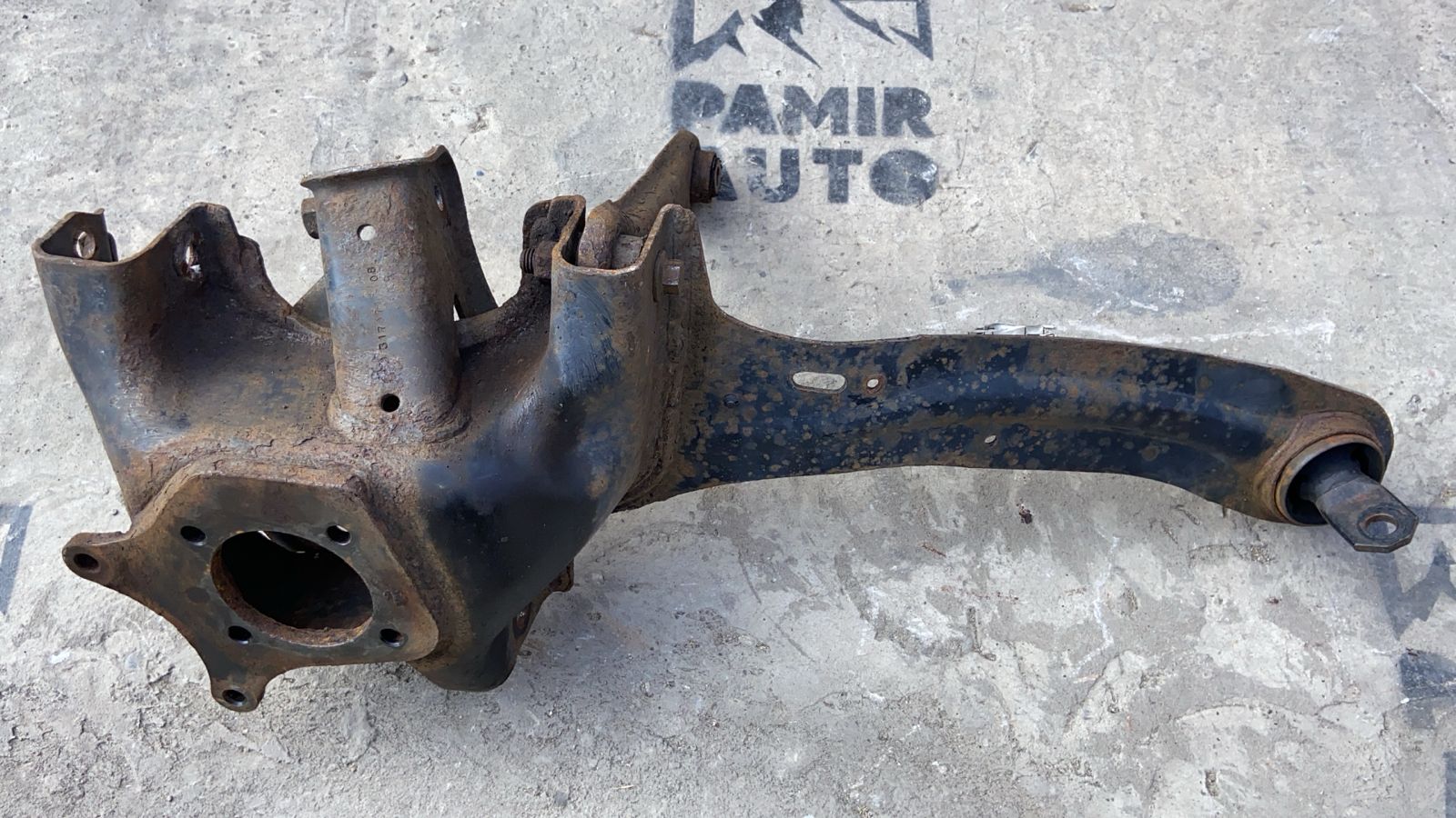 Кулак поворотный задний правый Ford Focus/2 2004-2011