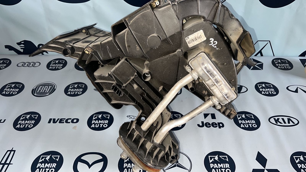 Корпус отопителя Opel Vivaro/A 2001-2014