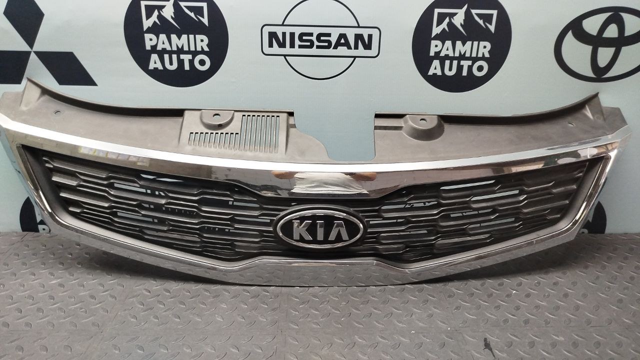 Решетка радиатора Kia Ceed 2006-2012