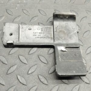 Кронштейн бампера передний левый Mercedes E/W211 2002-2009