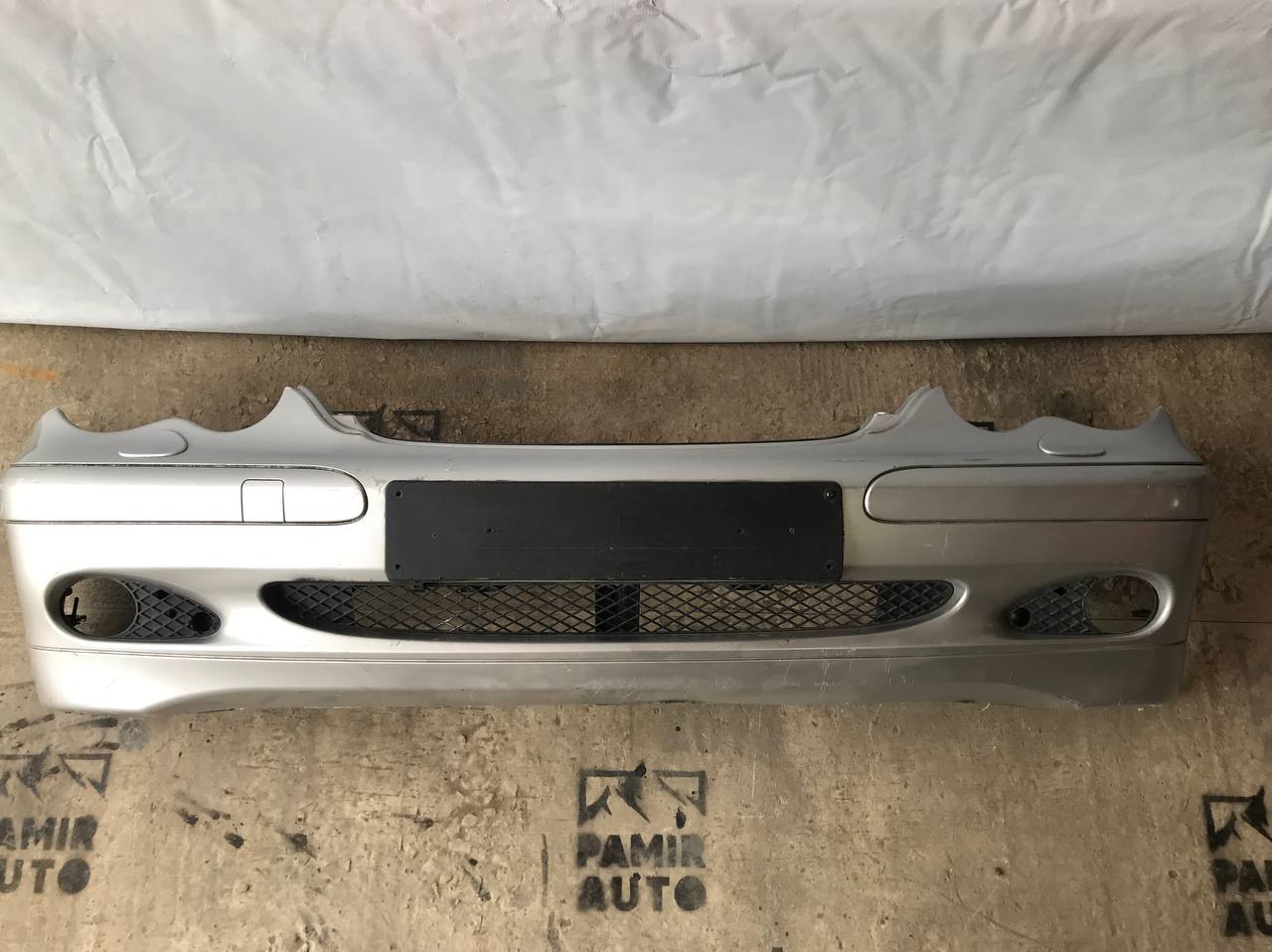 Бампер передний Mercedes C/W203 2000-2008