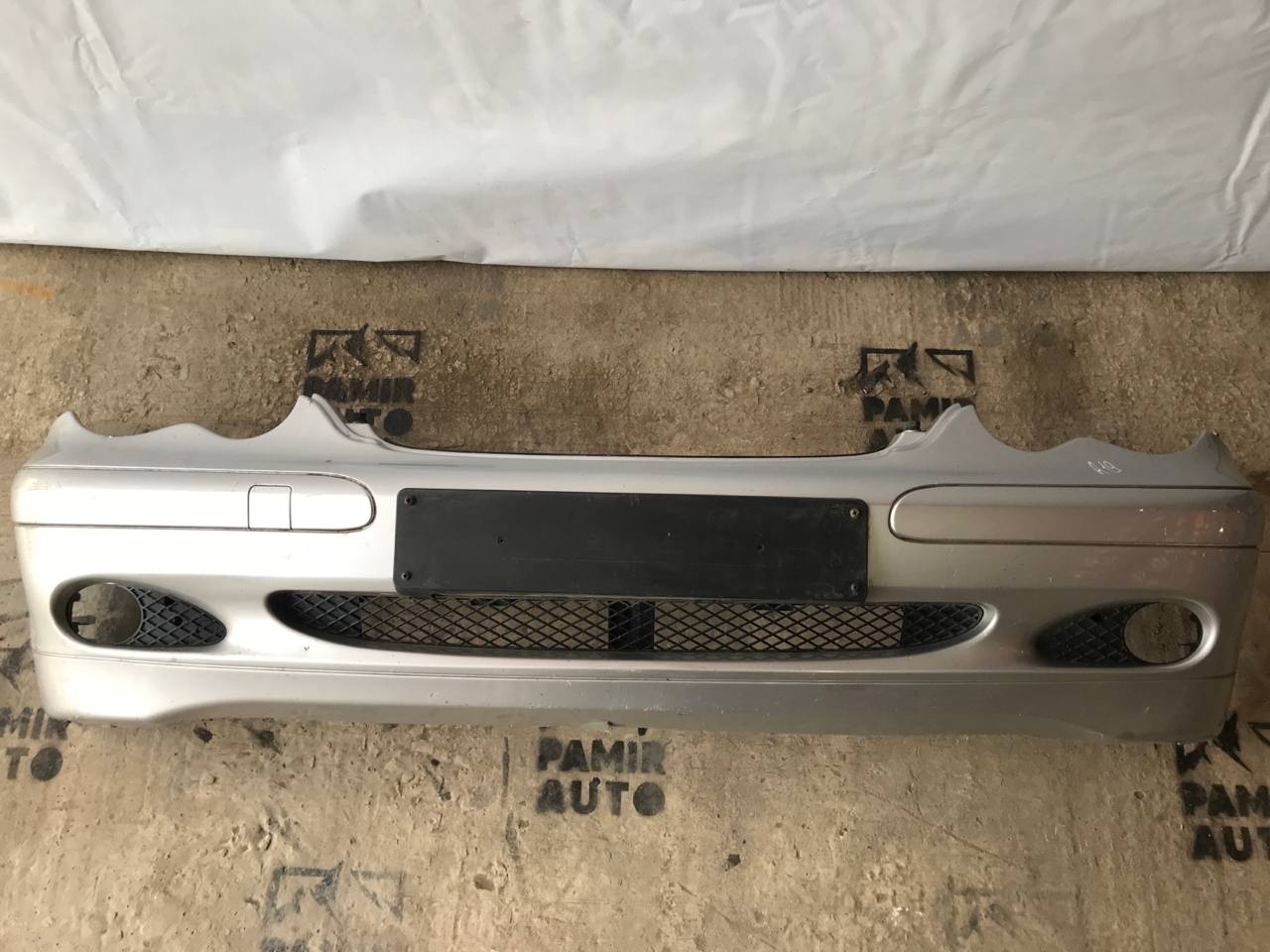 Бампер передний Mercedes C/W203 2000-2008
