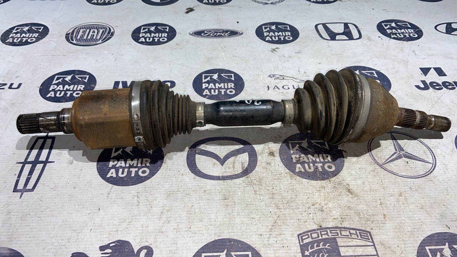 Полуось передняя левая Opel Zafira/B 2005-2014