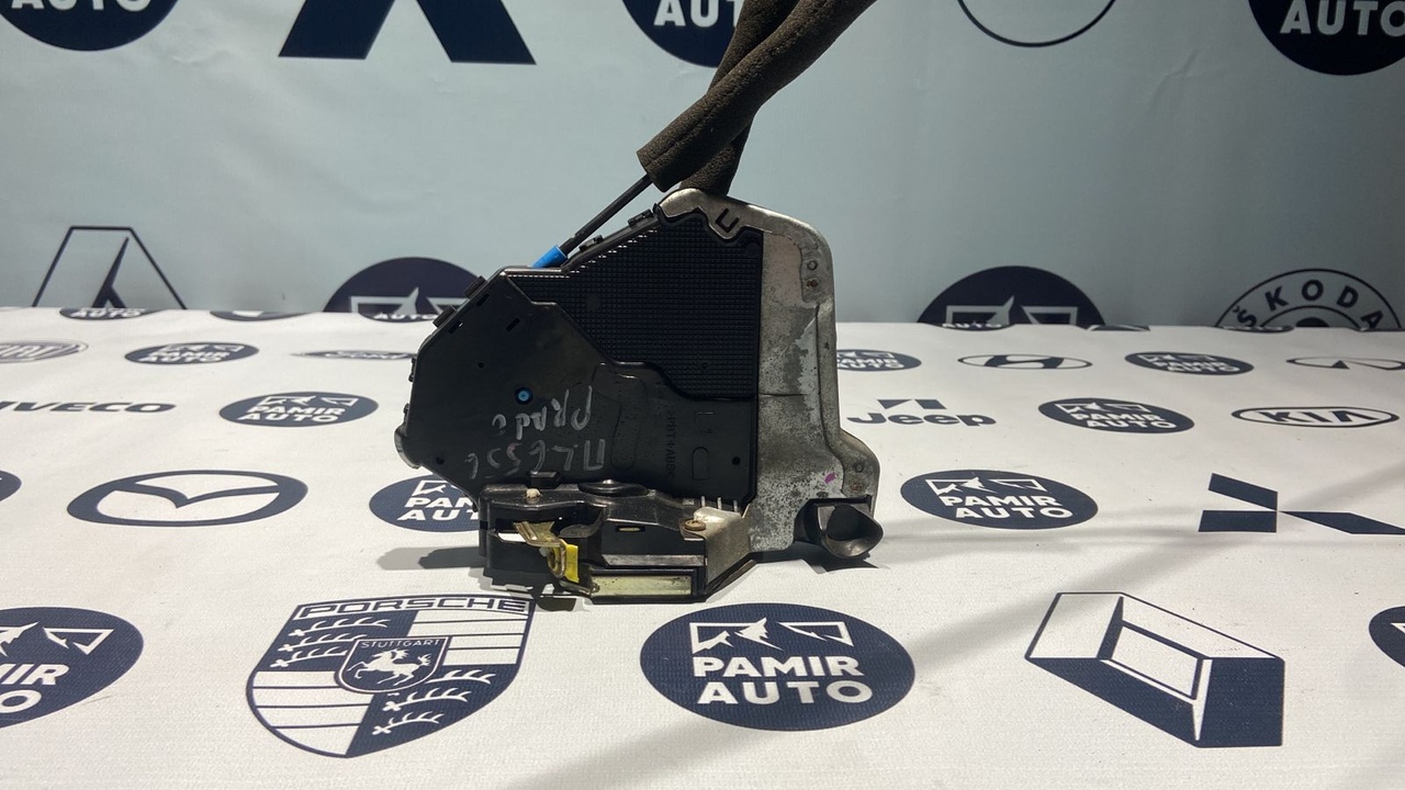 Замок двери передний левый Toyota Land Cruiser Prado/120 2002-2009