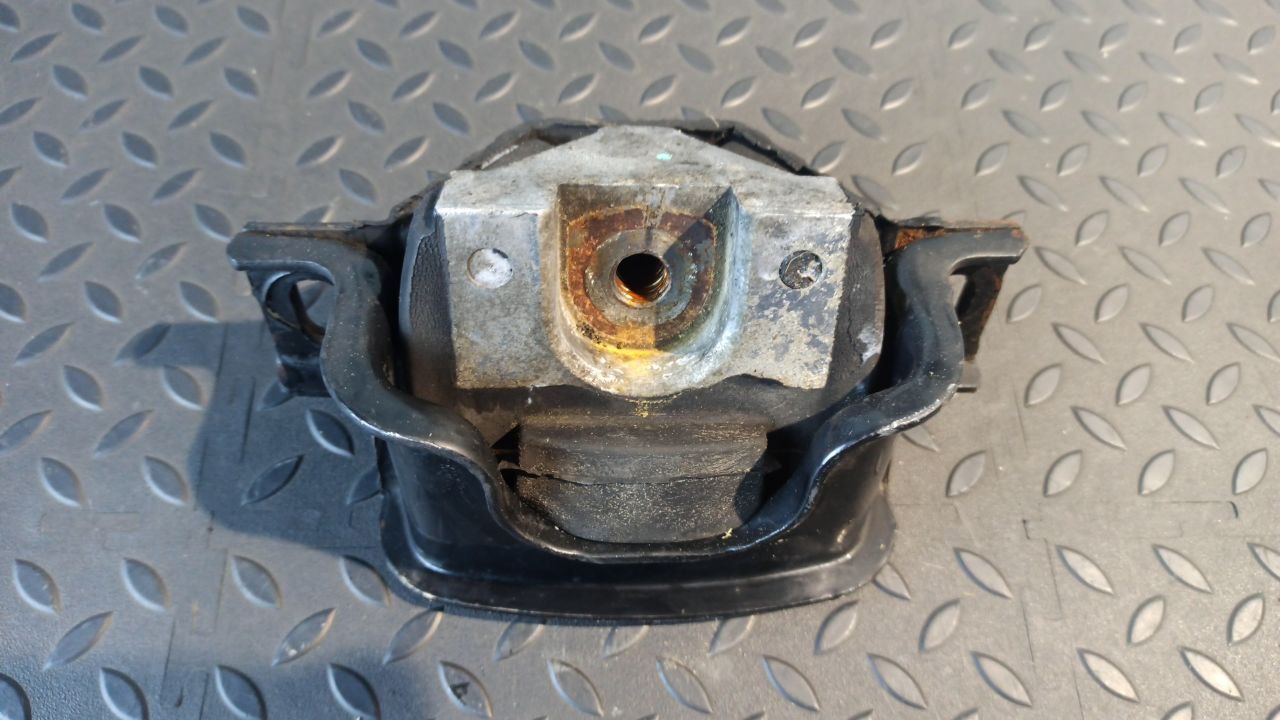 Опора двигателя Mercedes Vito/W638 1996-2003