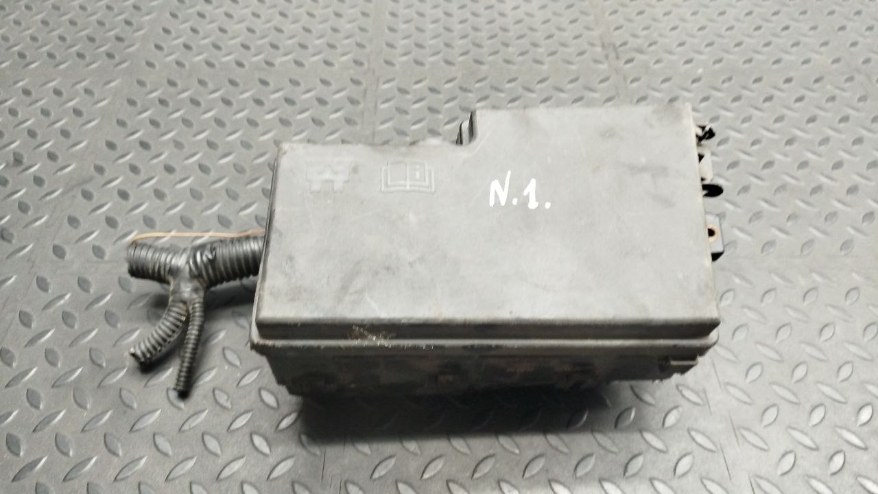 Блок предохранителей Ford Focus/2 2004-2011