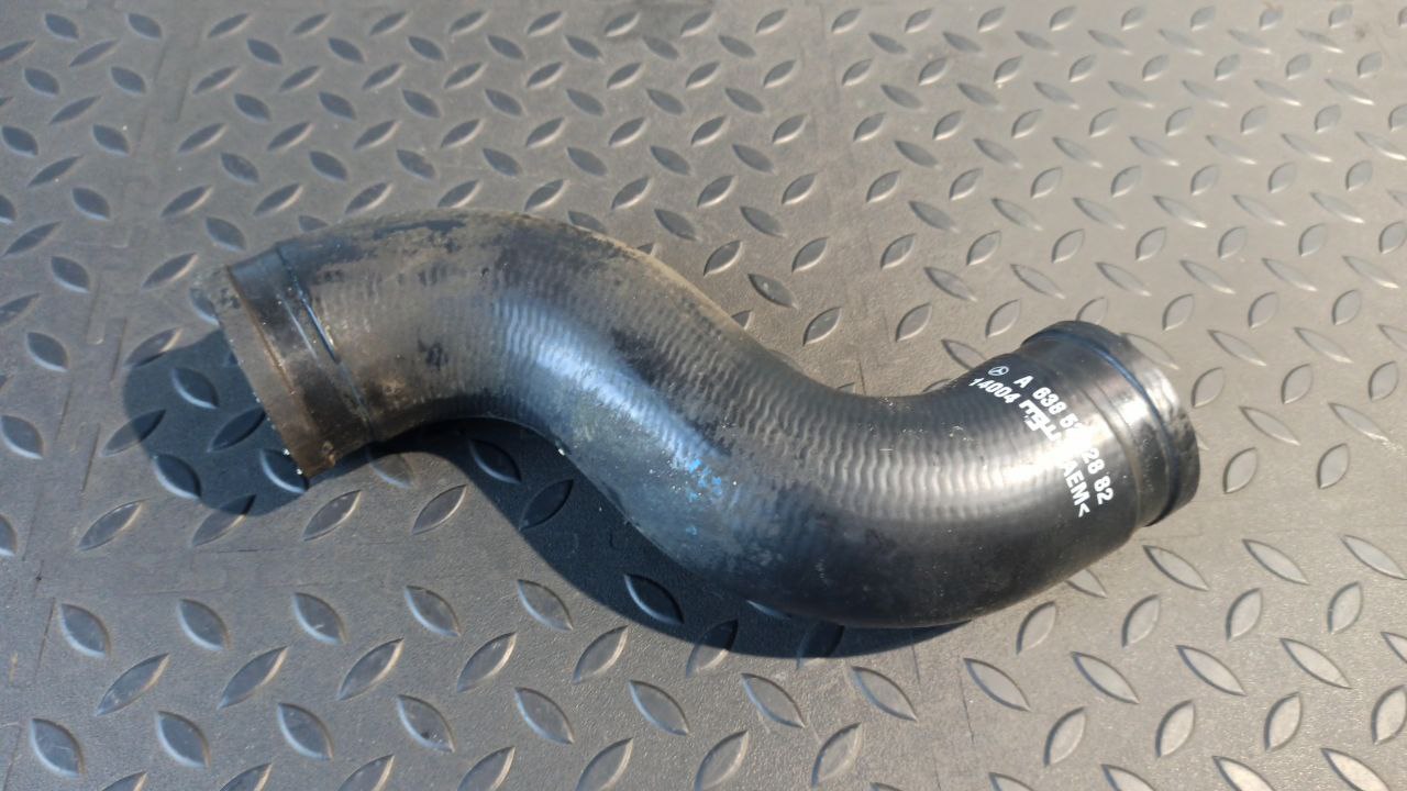 Патрубок интеркулера Mercedes Vito/W638 1996-2003