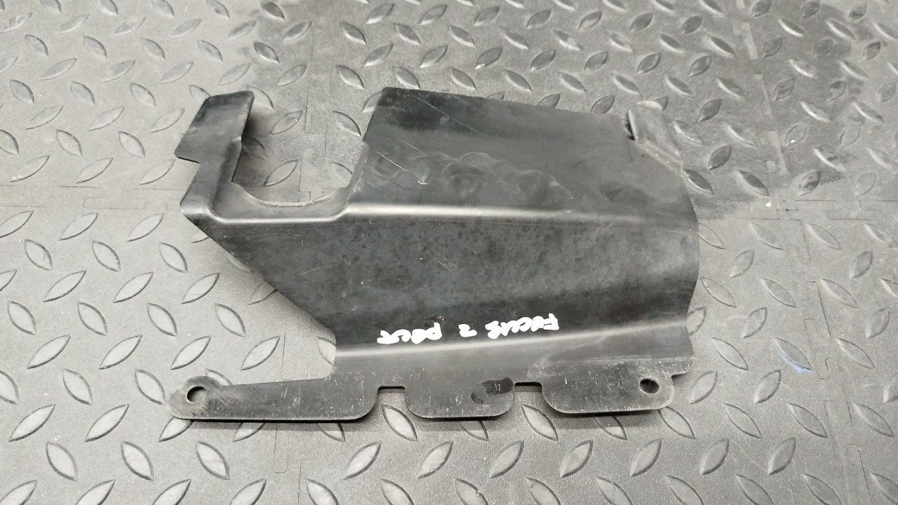 Воздуховод радиатора Ford Focus/2 2004-2011