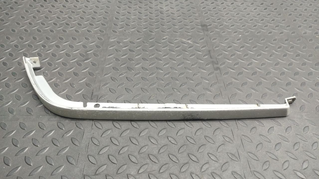 Планка под фару правая Mercedes C/W202 1993-2001