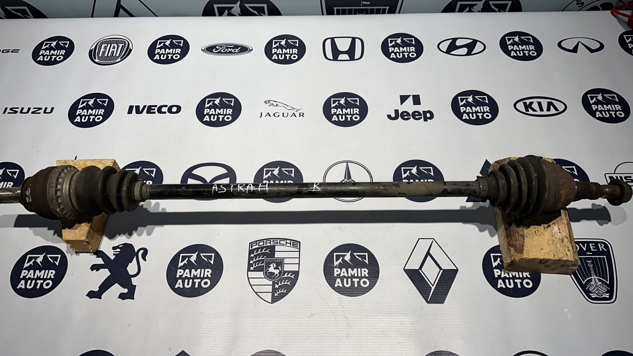 Полуось передняя правая Opel Astra/H 2004-2014
