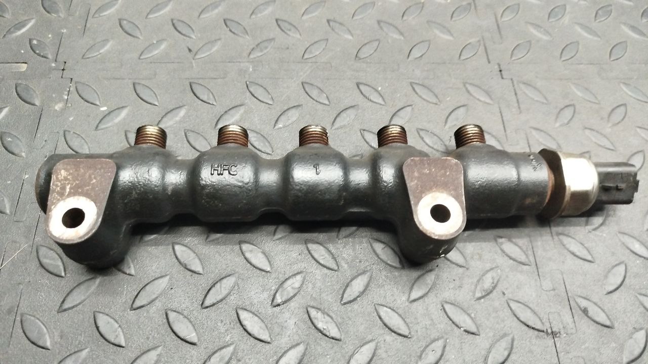 Рампа топливная Ford Focus/2 2004-2011