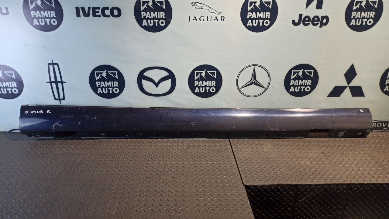 Накладка порога правая Mercedes C/W203 2000-2008