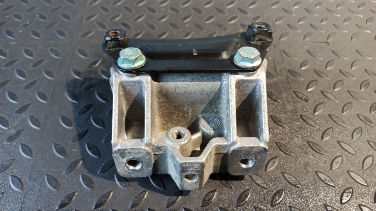 Кронштейн КПП Volkswagen Golf/5 2003-2009