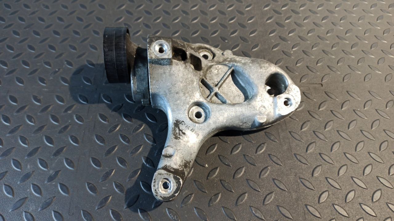 Кронштейн компрессора кондиционера Volkswagen Golf/5 2003-2009