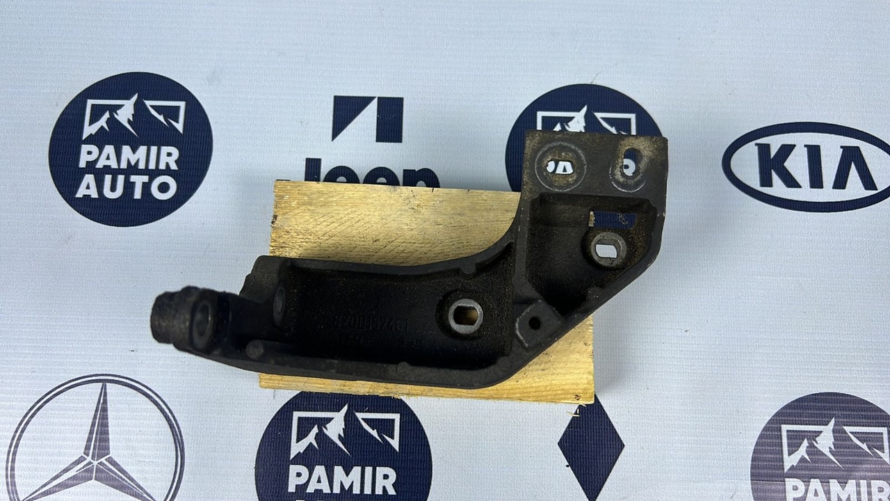 Кронштейн ТНВД Opel Vivaro/A 2001-2014